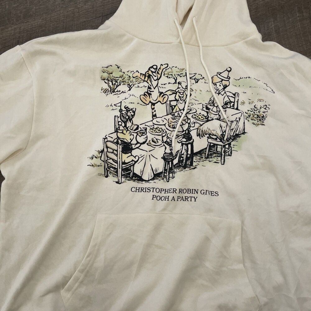 Disney Winnie the Pooh hoodie sweatshirt Size XL EUC - Picture 4 of 12